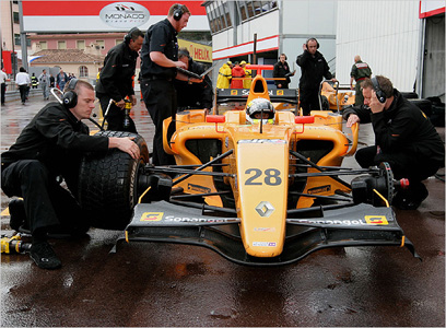 Preparing for wet qualifying in Monaco '08 - Claudio went on to score his best qualifying position